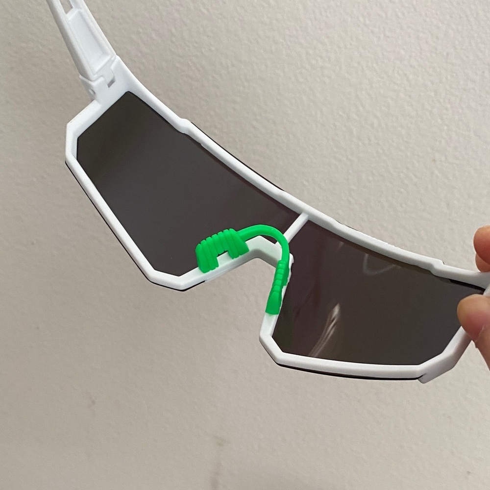 White Sports Sunglasses with Blue-Green Mirror Lens - Picture 5 of 9